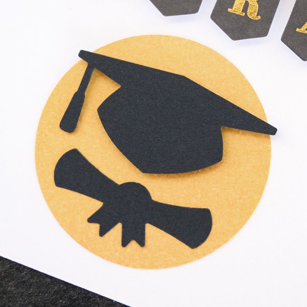 Cap Diploma Punch